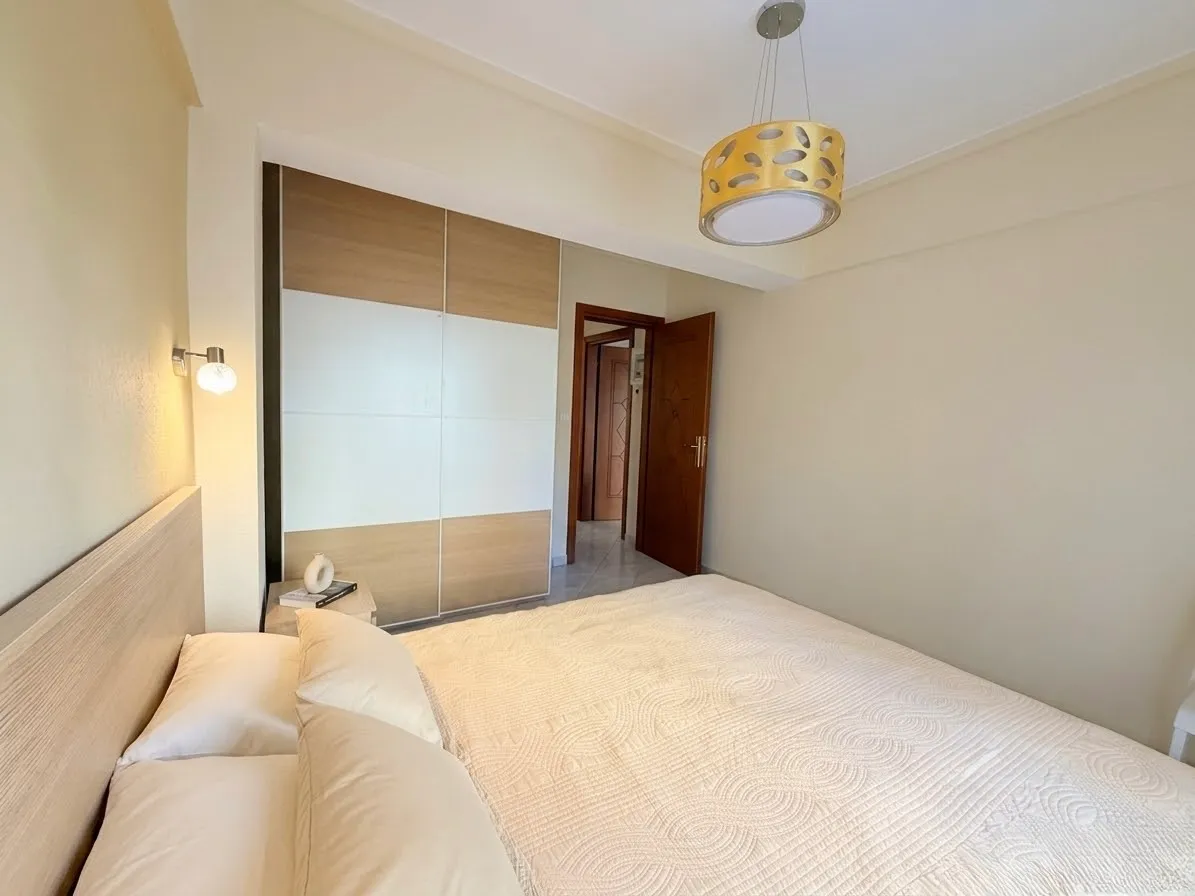 Спальня со встроенным шкафом — квартира 73,14 м², Неа Калликратия